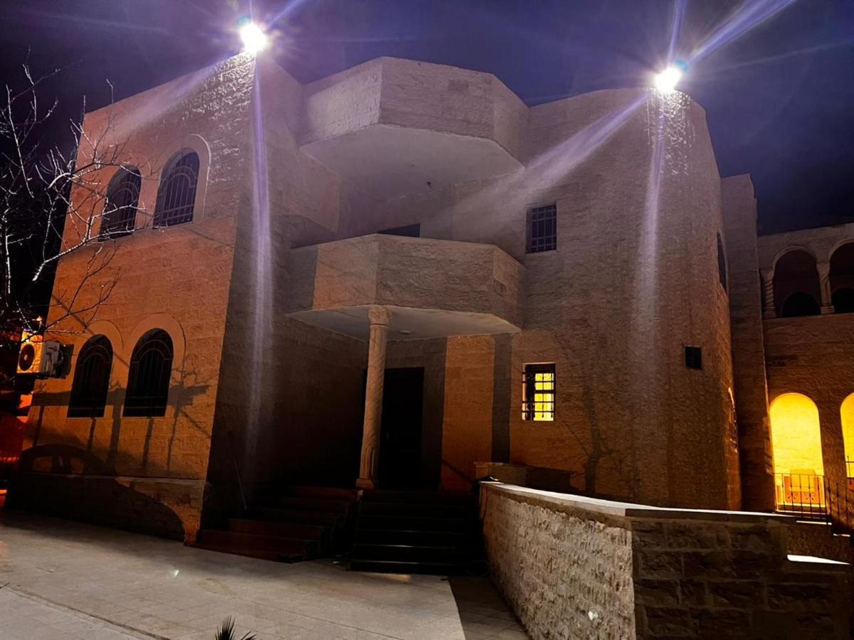 Twilight Hotel Petra Wadi Musa Exterior photo