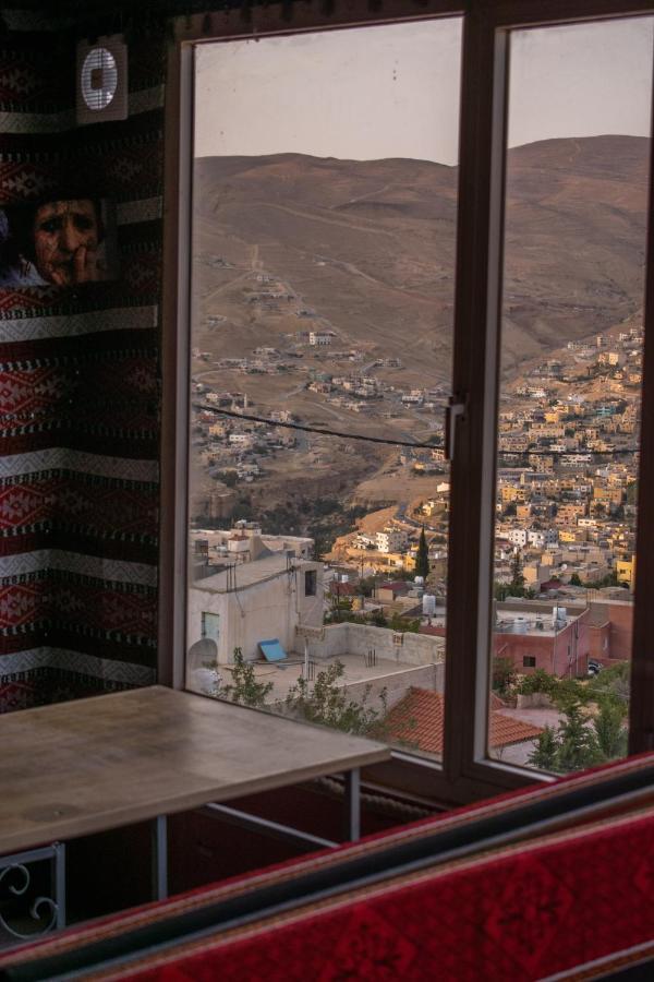 Twilight Hotel Petra Wadi Musa Exterior photo