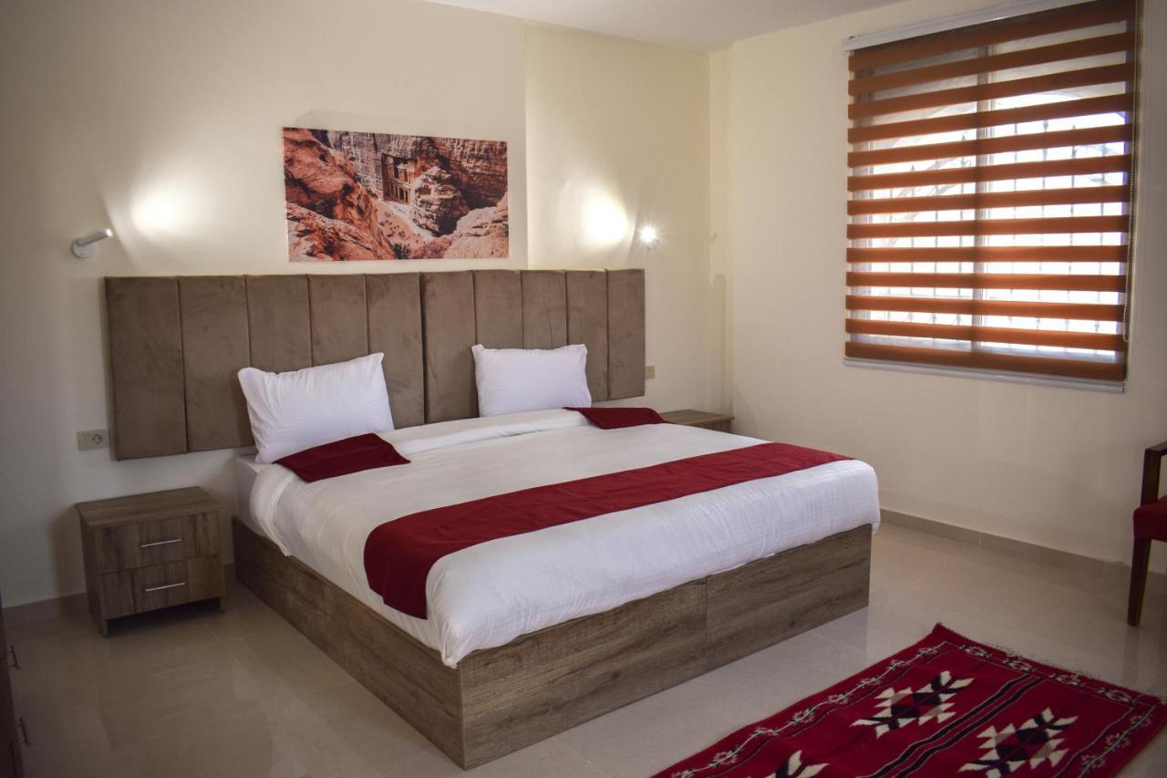 Twilight Hotel Petra Wadi Musa Exterior photo