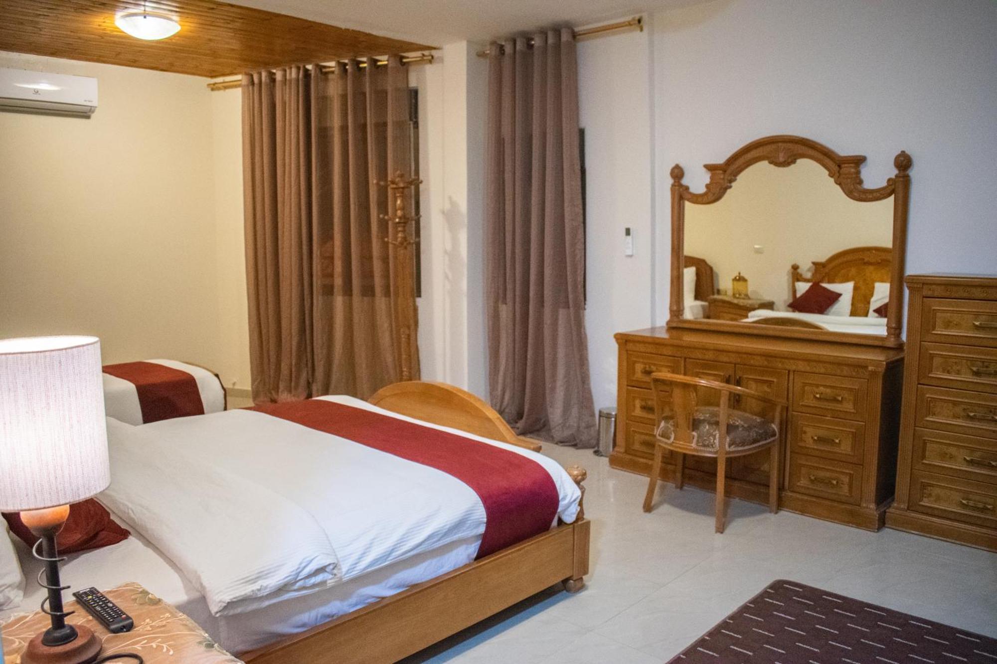 Twilight Hotel Petra Wadi Musa Exterior photo
